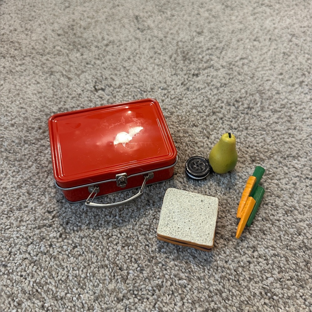 RETIRED ORIGINAL Molly’s School Lunch Set